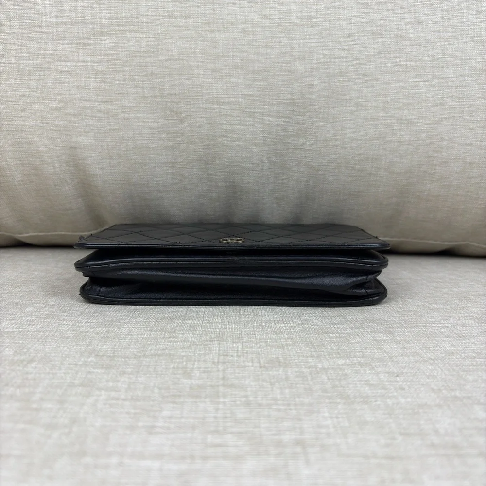 SOLD - CHANEL Wallet on Chain – Black Calfskin, Series 21 (Color Changed) - Picture 8 of 16